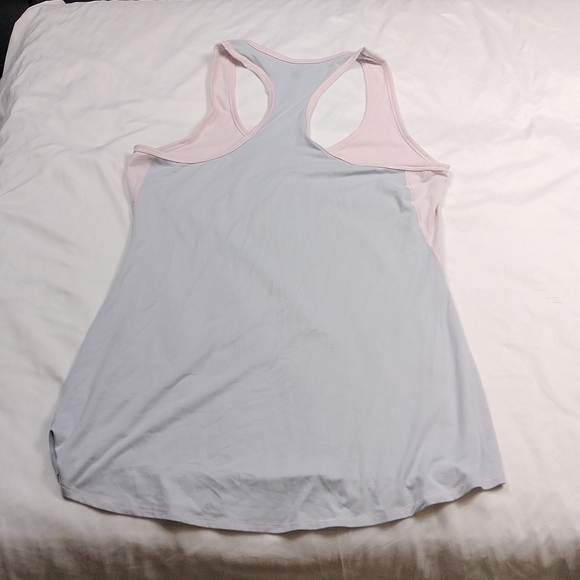 Athleta women's small sized athletic top - Picture 6 of 8